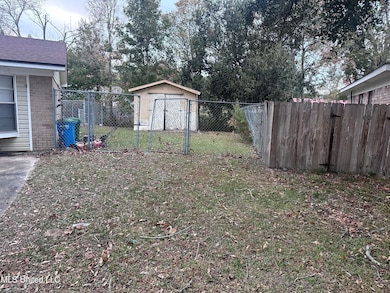 5013 Cambridge Dr, Pascagoula, MS 39581 - photo 5