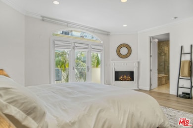 11974 Mayfield Ave unit 6, Los Angeles, CA 90049 - photo 7