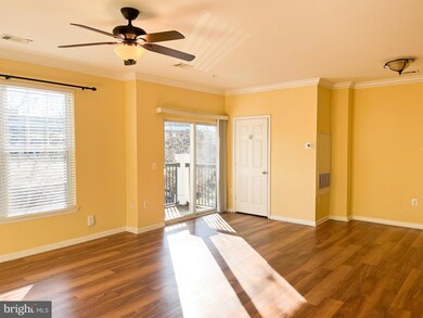 11319 Aristotle Dr unit 3-305, Fairfax, VA 22030 - photo 2