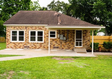 2401 Avenue E, Bay City, TX 77414 - photo 5