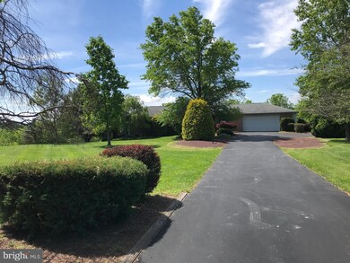 2106 Daniel St, Coplay, PA 18037 - photo 2