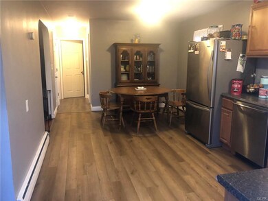 492 Monocacy Dr, Bath, PA 18014 - photo 4