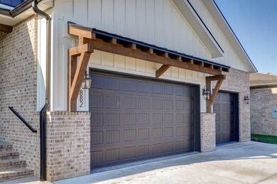 882 E Emerald Terrace, Nixa, MO 65714 - photo 4