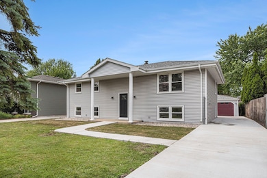 1819 Magnolia Ln, Munster, IN 46321 - photo 2