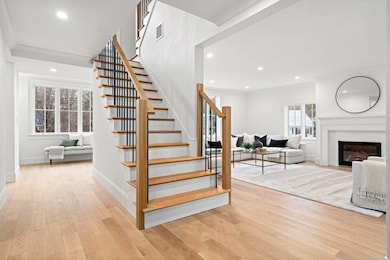 137 Intervale Rd, Chestnut Hill, MA 02467 - photo 4