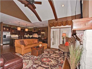 Large open area ideal for entertaining. Kitchen an