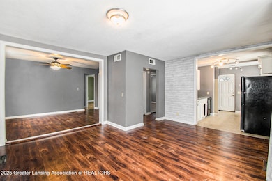 1537 Roselawn Ave, Lansing, MI 48915 - photo 6