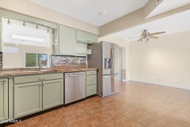 Kitchen 6