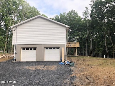 105 Aspen Dr, Milford, PA 18337 - photo 2