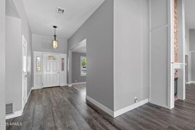 004___3822 E Florian Ave