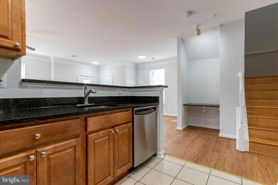 11321 Aristotle Dr unit 3-101, Fairfax, VA 22030 - photo 7