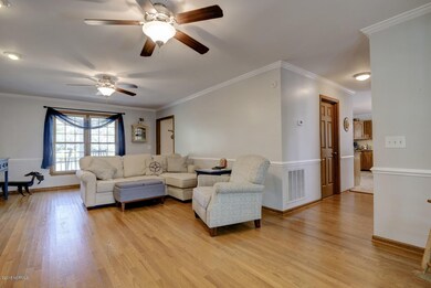 7718 Lost Tree Rd Wilmington-large-003-1