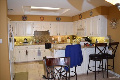 427 Belinda Dr, Alamo, TX 78516 - photo 5