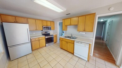 1106 Janie Brooks St, Barwick, GA 31720 - photo 5