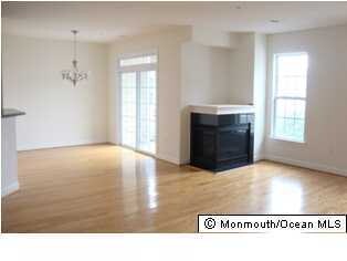 805 Abby Rd unit 805, Middletown, NJ 07748 - photo 3