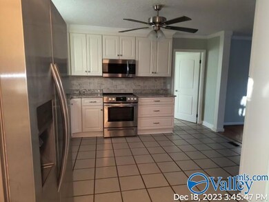 204 Monterey Cir, Gadsden, AL 35901 - photo 3