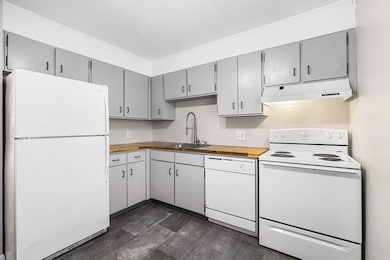 121 Bailey St unit C23, Worcester, MA 01602 - photo 3