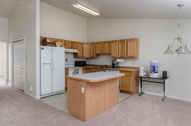 Kitchen Breakfast Bar