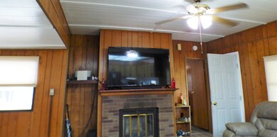 4227 N Private Road 1190 E unit E, Loogootee, IN 47553 - photo 4