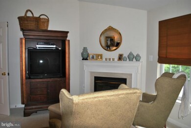 9505 Brittingham Ct, La Plata, MD 20646 - photo 5