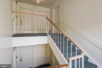 11010 Koman Cir unit 304, Manassas, VA 20109 - photo 4