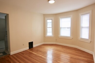 989 Boylston St unit 989, Newton, MA 02461 - photo 2