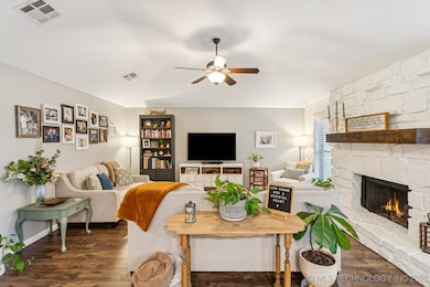 1029 W Queens St, Broken Arrow, OK 74012 - photo 4