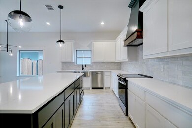 928 Rodgers Ave, Godley, TX 76044 - photo 5