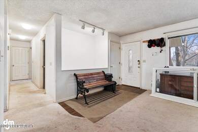 03-hallway & entry_kc_08154