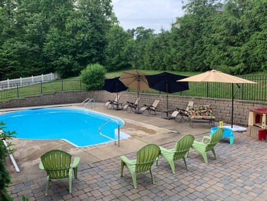 137 Eastwood Ct, Indiana, PA 15701 - photo 3