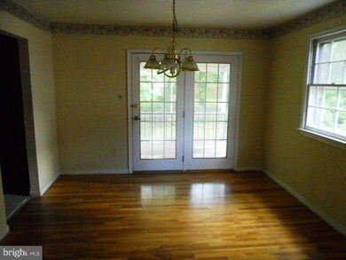 5804 King Arthur Way, Glenn Dale, MD 20769 - photo 5