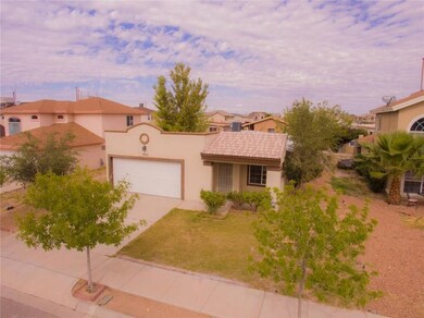 14241 Desert Cloud Dr, Horizon City, TX 79928 - photo 3