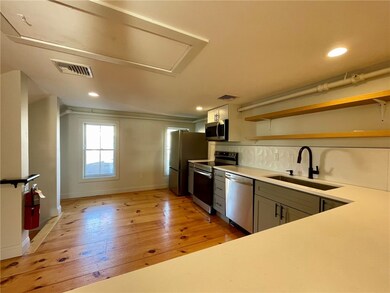 5 John St unit 2, Bristol, RI 02809 - photo 3