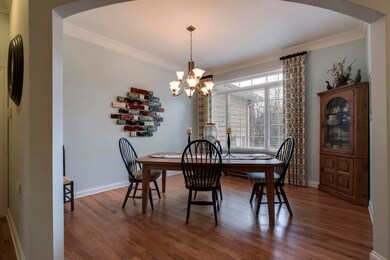 06_368 Cheestana Way_Dining01