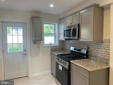 1100 Mentor Ave, Capitol Heights, MD 20743 - photo 7