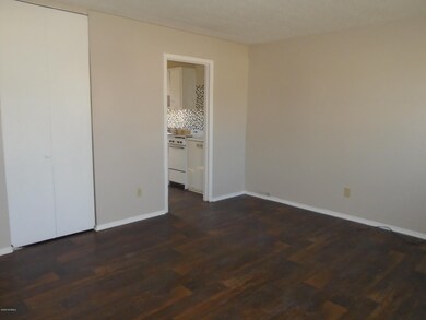 1250 Davis St, Jacksonville, NC 28540 - photo 5