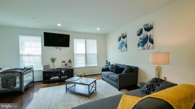 305 Evergreen Way, Lansdale, PA 19446 - photo 4