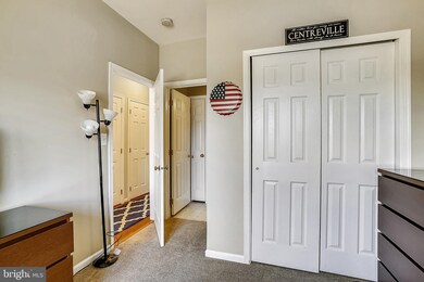 25309 Crossfield Dr, Chantilly, VA 20152 - photo 7