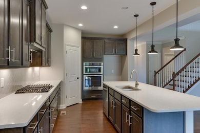 *Pictures are of another Marion II, for viewing purposes only.