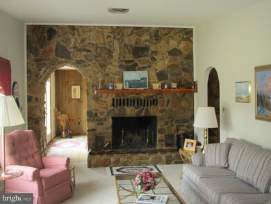 2146 S Lakeshore Dr, Louisa, VA 23093 - photo 5