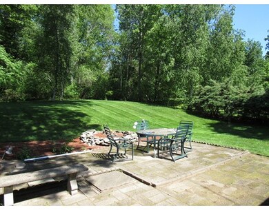 46 Elizabeth Rd, Billerica, MA 01821 - photo 6