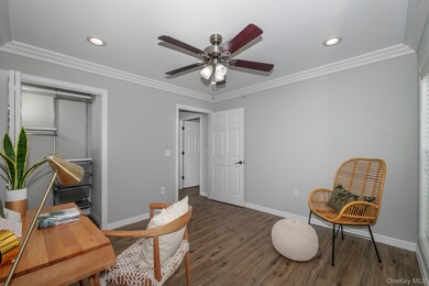 408 Pine Creek Ave unit N404, Holbrook, NY 11741 - photo 6