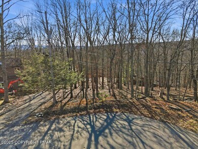 1652 Sec 7 Exeter Way, Saw Creek, PA 18324 - photo 4