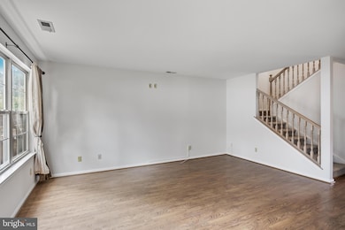 8 Woodrush Ct, Delran, NJ 08075 - photo 4