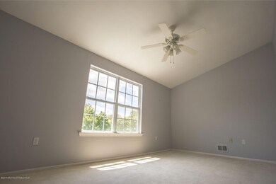 36 Lenny Ct unit 36, Matawan, NJ 07747 - photo 3