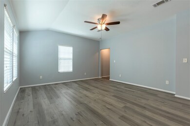 6521 Wheatley St, Houston, TX 77091 - photo 3