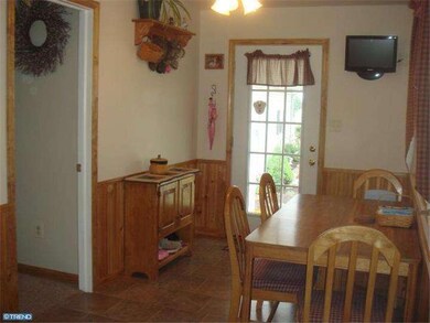 84 Zions Church Rd, Shoemakersville, PA 19555 - photo 2