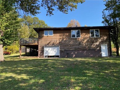 3rd garage master bedroom quarters