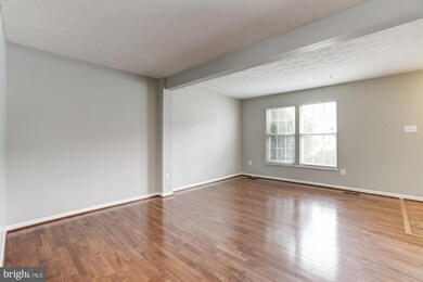 5216 Torrington Cir, Rosedale, MD 21237 - photo 7