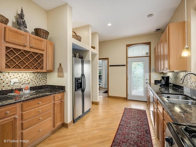 1830 W Huron St unit 2, Chicago, IL 60622 - photo 5